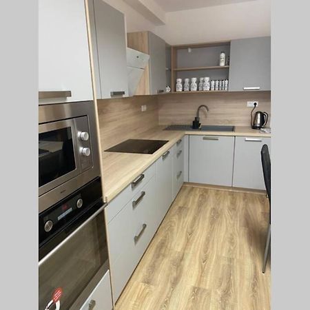 Apartman Solax, Ucnovska 8, Kosice Saca エクステリア 写真