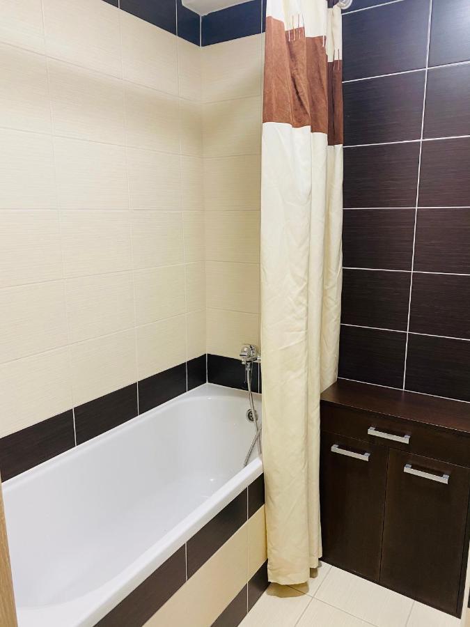 Apartman Solax, Ucnovska 8, Kosice Saca エクステリア 写真